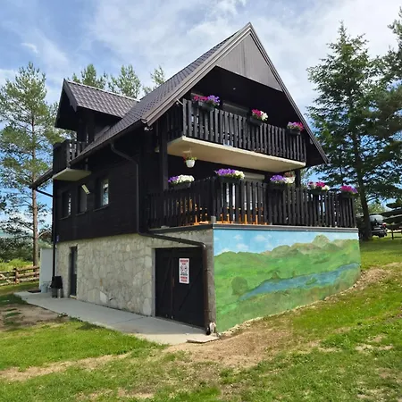 Villa Danka Riverside House *